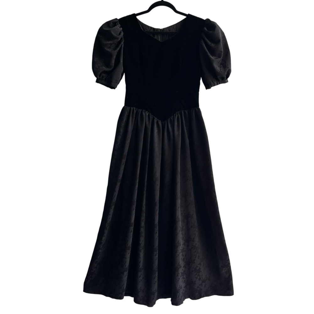 Vintage 90s XS black velvet gothic maxi Puff Sleeve Dark Romantic Gothic Dress